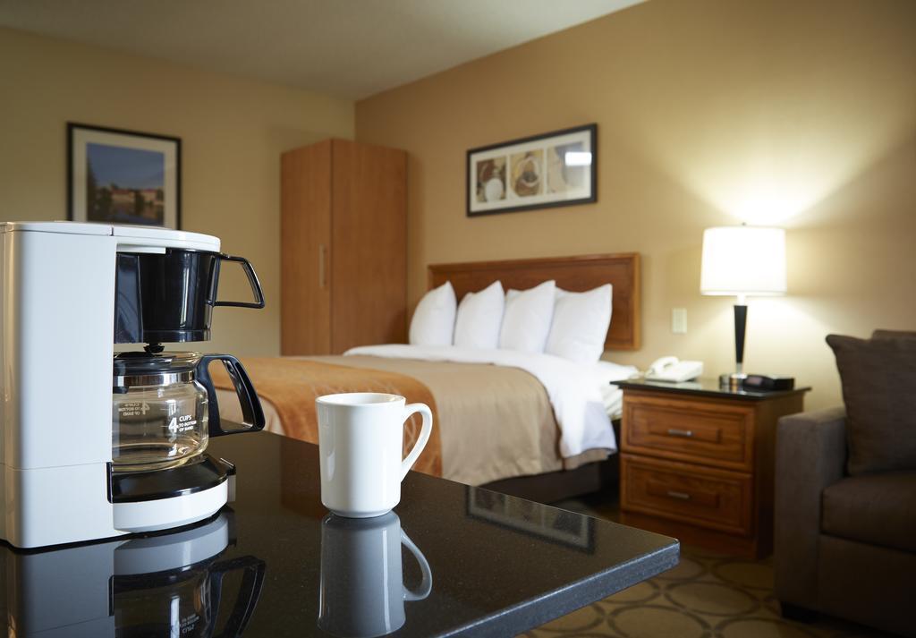 Comfort Inn South Shore Boucherville Exterior foto